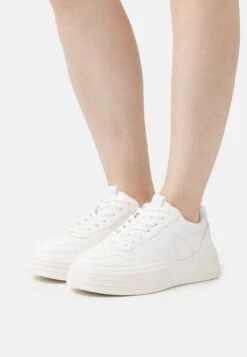 Sneakers BasseWhite Donna Sneakers ANJ11A03H-A11